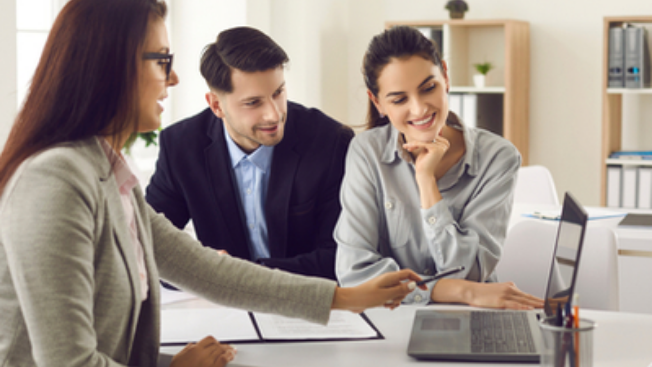 How to Make Your Insurance Business Grow with Financial Advising