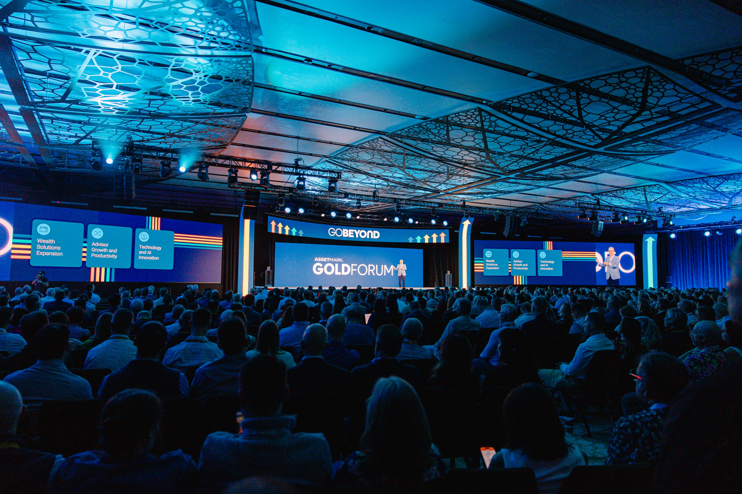 Conference with leading financial experts discussing economic perspectives